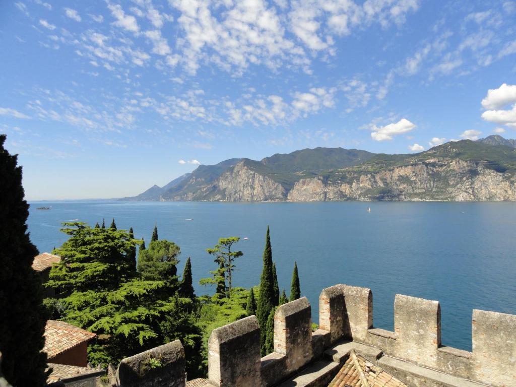 Hotel Erika Malcesine Luaran gambar